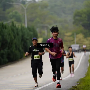 Runner Photo 8524375