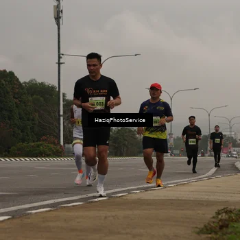 Runner Photo 8524387
