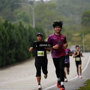 Runner Photo 8524393
