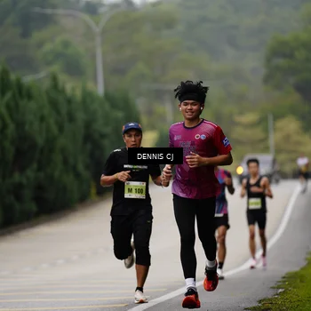 Runner Photo 8524395