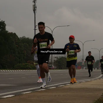 Runner Photo 8524399