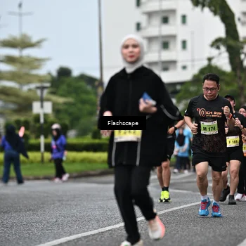 Runner Photo 8524456