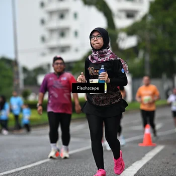 Runner Photo 8524472