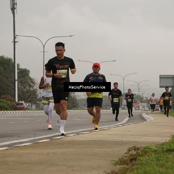 Runner Photo 8524496
