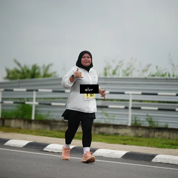 Runner Photo 8524544