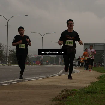 Runner Photo 8524587