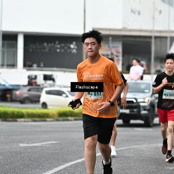 Runner Photo 8524663