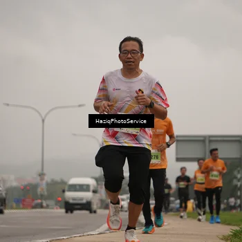Runner Photo 8524718