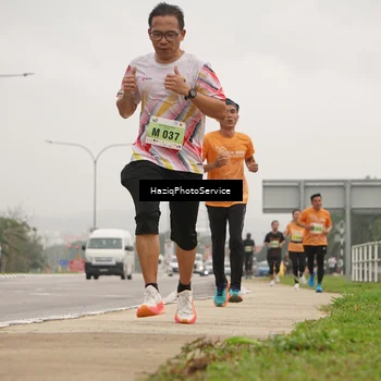 Runner Photo 8524812