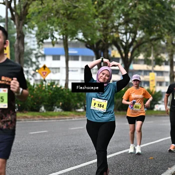 Runner Photo 8524891