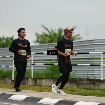 Runner Photo 8524906