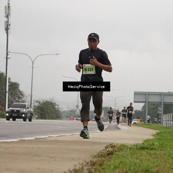 Runner Photo 8525000