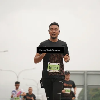Runner Photo 8525070