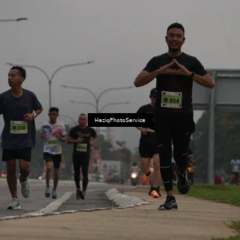 Runner Photo 8525081