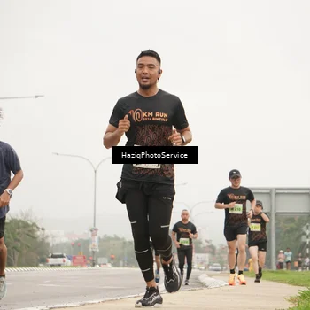 Runner Photo 8525106
