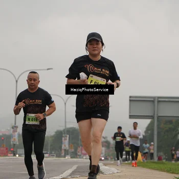 Runner Photo 8525264