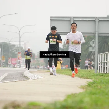 Runner Photo 8525288