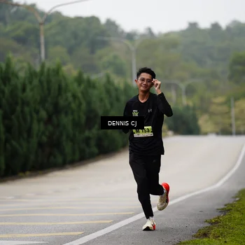 Runner Photo 8525323