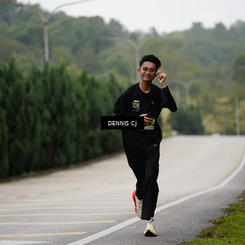 Runner Photo 8525355