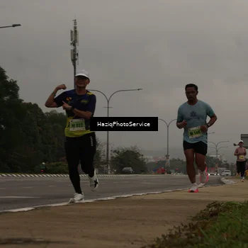 Runner Photo 8525596