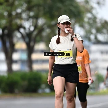 Runner Photo 8525874