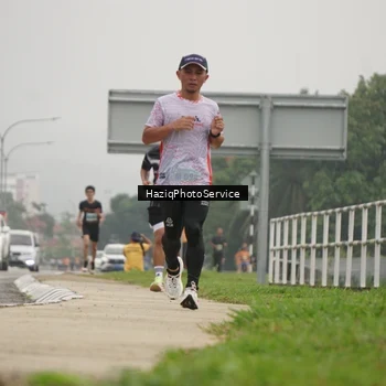Runner Photo 8525891