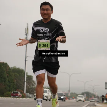 Runner Photo 8525973