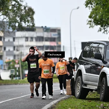 Runner Photo 8526008