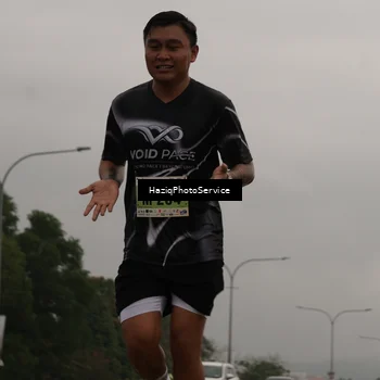 Runner Photo 8526015
