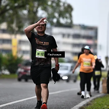 Runner Photo 8526040