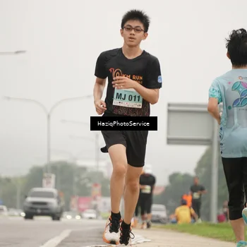 Runner Photo 8526079