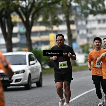 Runner Photo 8526141