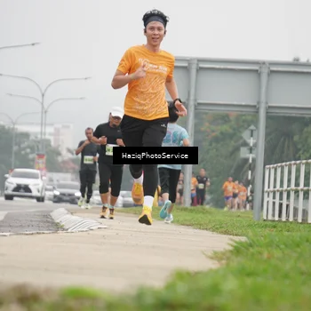 Runner Photo 8526295