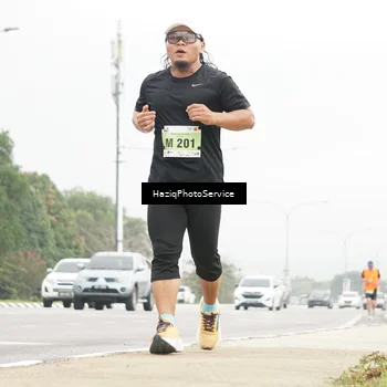 Runner Photo 8526364