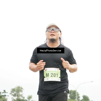 Runner Photo 8526499