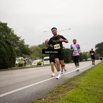 Runner Photo 8526669