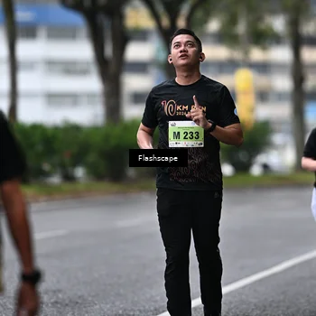 Runner Photo 8526675