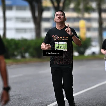 Runner Photo 8526678