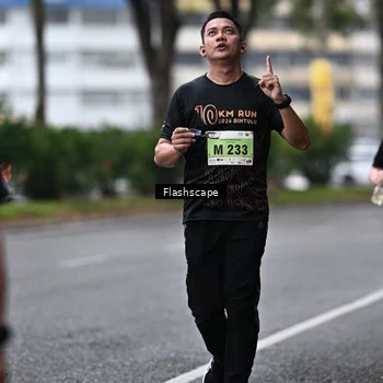 Runner Photo 8526686