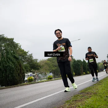 Runner Photo 8527092