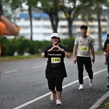 Runner Photo 8527356