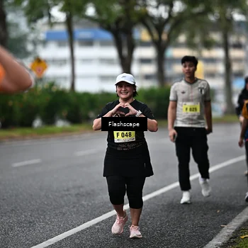 Runner Photo 8527360