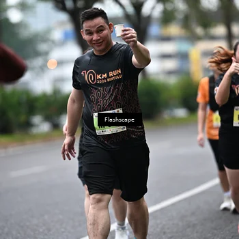 Runner Photo 8528003