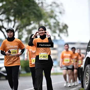 Runner Photo 8528071