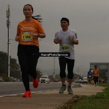 Runner Photo 8528151