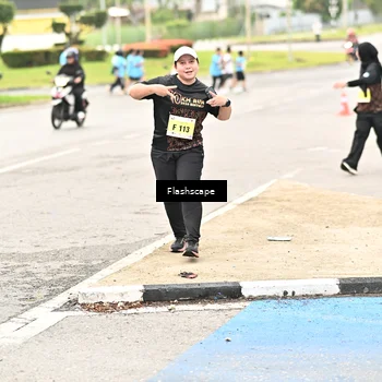 Runner Photo 8528182