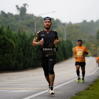Runner Photo 8528185