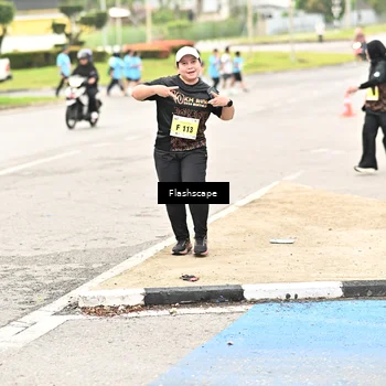 Runner Photo 8528254