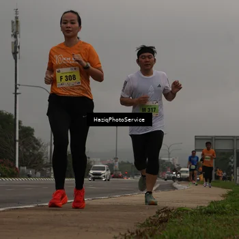 Runner Photo 8528299