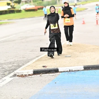 Runner Photo 8528322